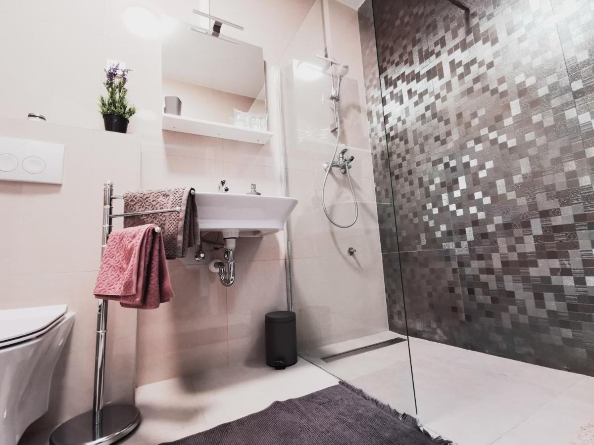 אוסילק Apartman Angel מראה חיצוני תמונה